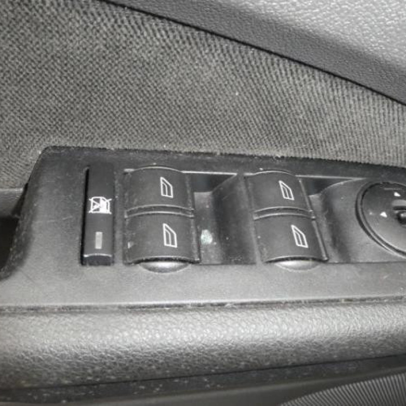 Porte avant gauche FORD FOCUS 2 Photo n°9