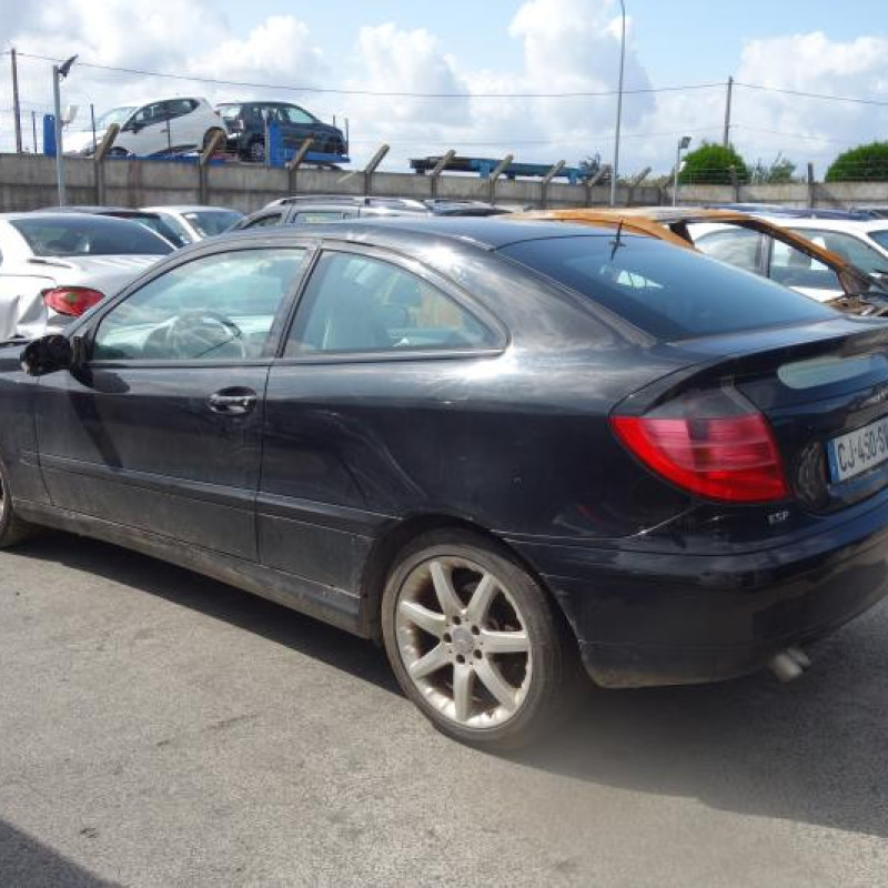 Porte avant gauche MERCEDES CLASSE C 203 COUPE SPORT Photo n°8