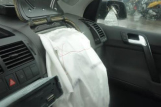 Malle/Hayon arriere VOLKSWAGEN POLO 4