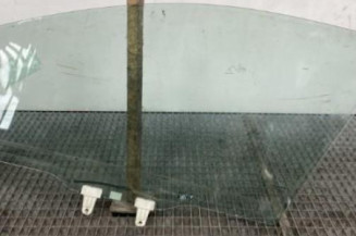Vitre avant droit SUZUKI SX4 S-CROSS