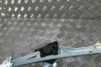 Leve vitre electrique avant droit SUZUKI SX4 S-CROSS Photo n°1