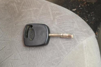 Porte avant droit FORD FIESTA 4