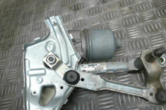 Moteur essuie glace avant gauche PEUGEOT 3008 1 Photo n°1
