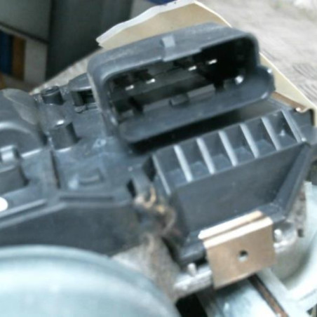 Moteur essuie glace avant gauche PEUGEOT 3008 1