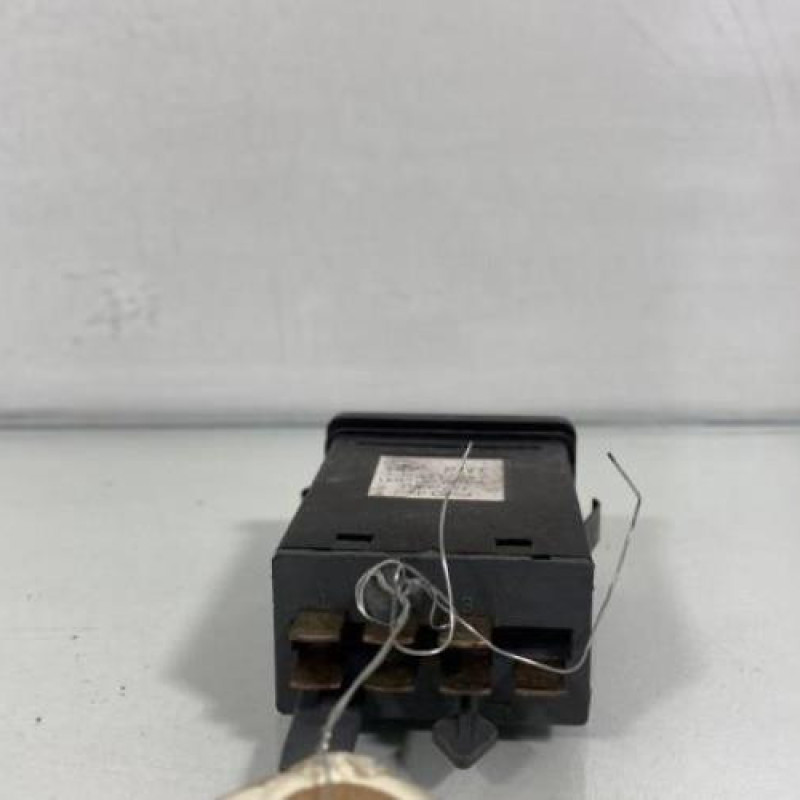 Bouton de warning FORD GALAXY 1 Photo n°3