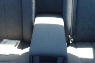 Pretensionneur de ceinture avant droit MERCEDES CLASSE E 210