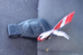Pretensionneur de ceinture avant droit MERCEDES CLASSE E 210