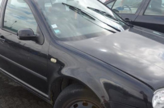 Pretensionneur de ceinture avant droit VOLKSWAGEN GOLF 4