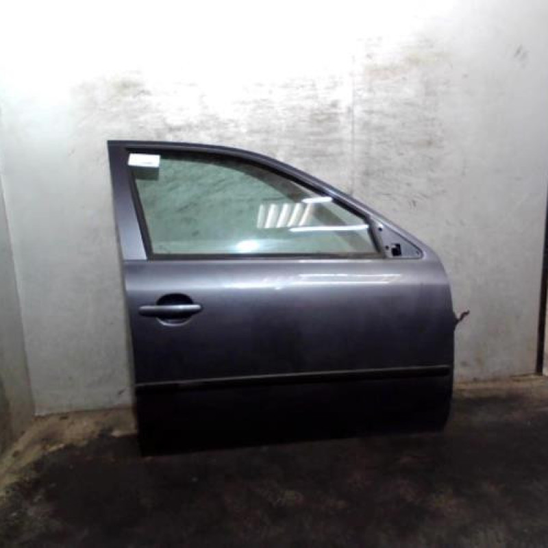 Porte avant droit SKODA OCTAVIA 1 Photo n°1