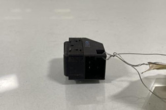 Interrupteur de leve vitre avant droit VOLKSWAGEN PASSAT 4