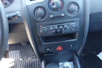 Leve vitre mecanique arriere gauche RENAULT MEGANE 2
