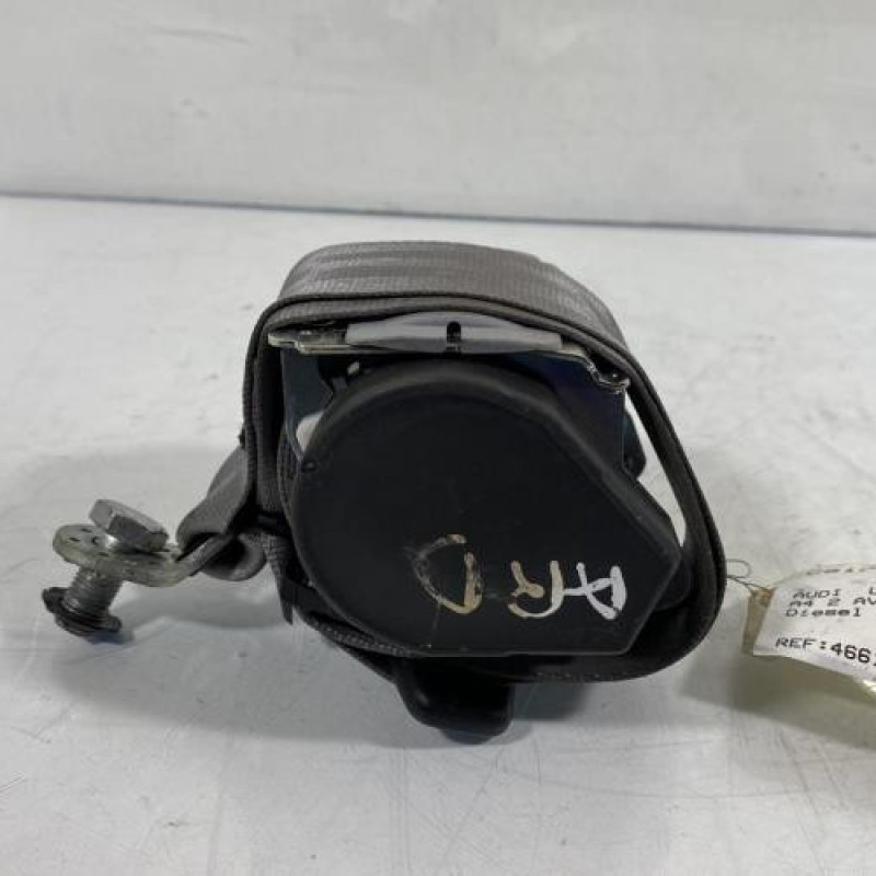 Ceinture arriere droit AUDI A4 2 Photo n°1