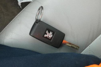 Pedale d'embrayage PEUGEOT 3008 1