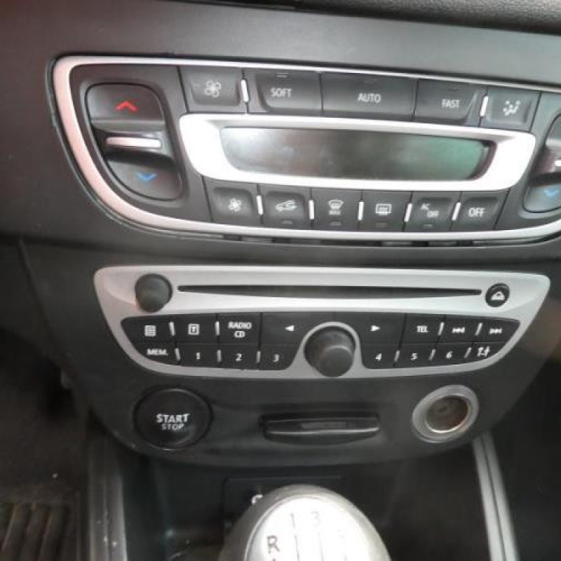 Lecteur de carte (neiman) RENAULT MEGANE 3 Photo n°13