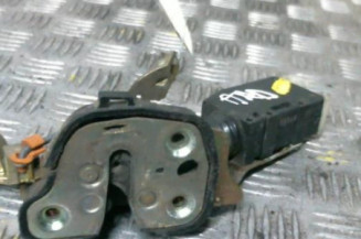 Serrure arriere droit OPEL ASTRA F Photo n°1