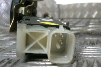 Serrure arriere droit OPEL ASTRA F