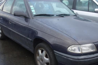 Serrure arriere droit OPEL ASTRA F