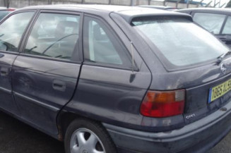 Serrure arriere droit OPEL ASTRA F