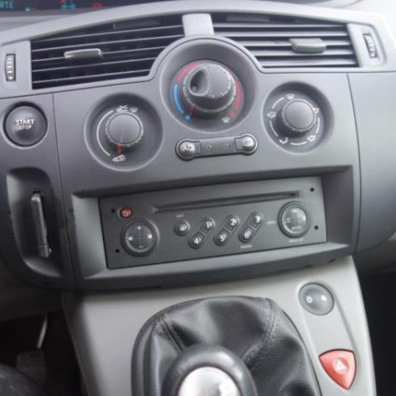 Bloc ABS (freins anti-blocage) RENAULT SCENIC 2 Photo n°10
