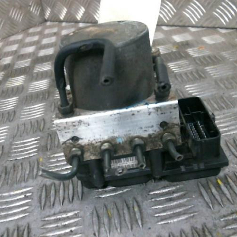 Bloc ABS (freins anti-blocage) NISSAN NV200 Photo n°4