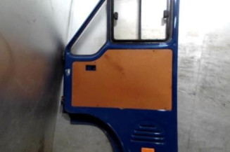 Porte avant droit RENAULT B110