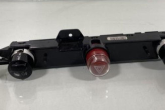 Bouton de warning FIAT 500 2 Photo n°1