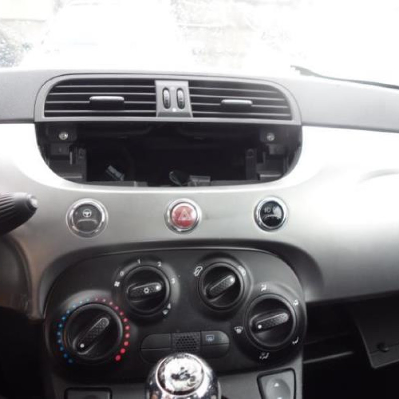 Bouton de warning FIAT 500 2 Photo n°13