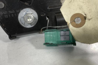 Pretensionneur de ceinture avant droit OPEL ZAFIRA B