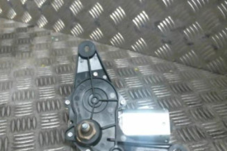 Moteur essuie glace arriere RENAULT CLIO 2 Photo n°1