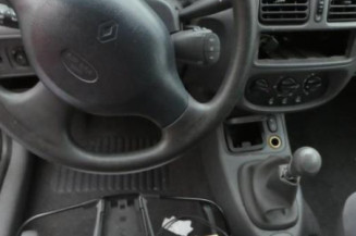 Moteur essuie glace arriere RENAULT CLIO 2