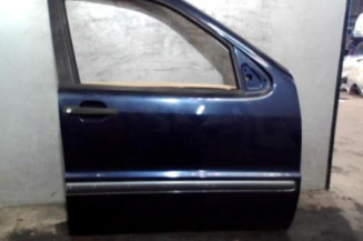 Porte avant droit MERCEDES CLASSE M 163 Photo n°1