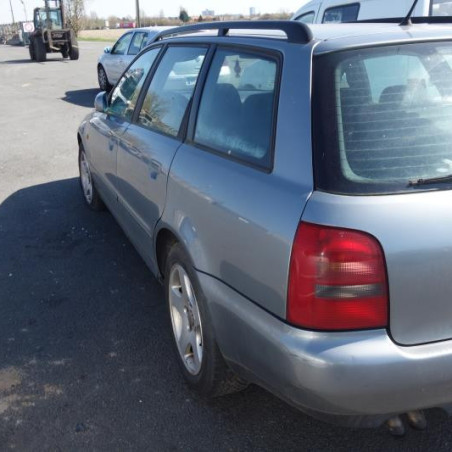 Vitre arriere droit AUDI A4 1 Photo n°1