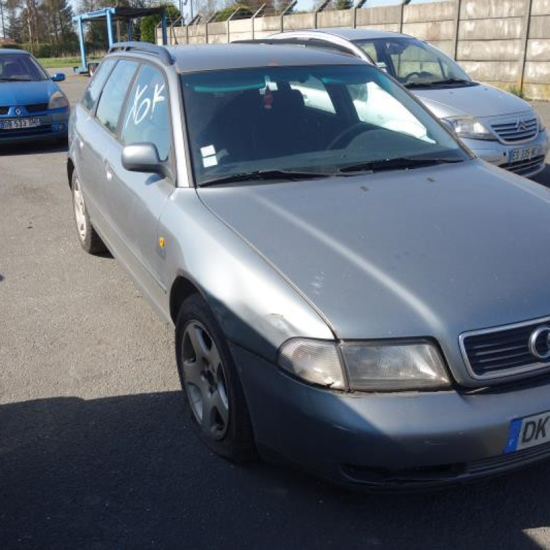 Boitier air bag AUDI A4 1 Photo n°6