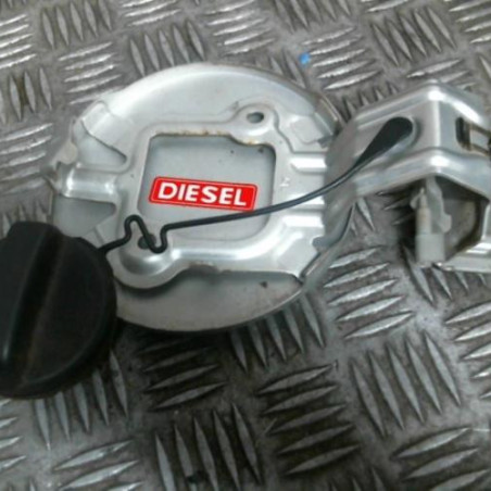 Trappe d'essence TOYOTA AURIS 1