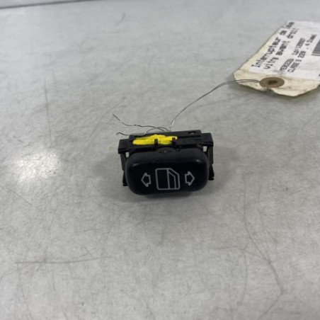 Interrupteur de leve vitre avant droit MERCEDES CLASSE S 220 Photo n°1