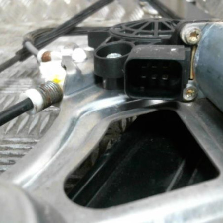 Leve vitre electrique avant gauche MERCEDES CLASSE S 220