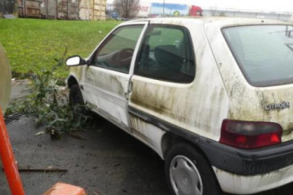 Interrupteur de leve vitre avant droit CITROEN SAXO
