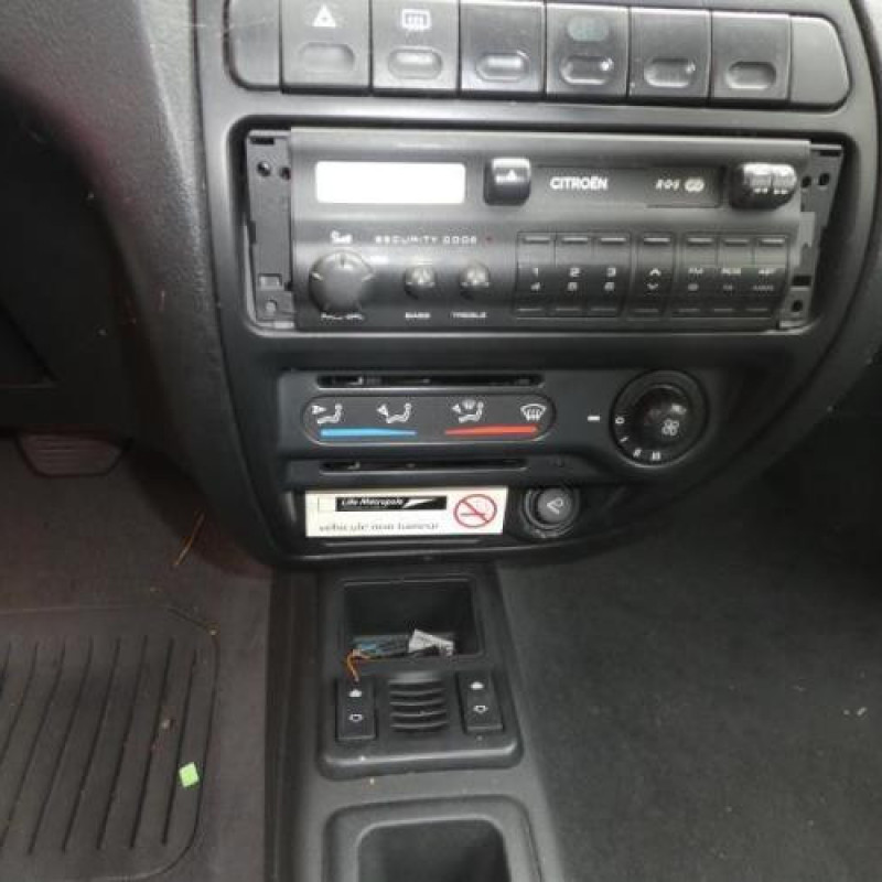 Interrupteur de leve vitre avant droit CITROEN SAXO Photo n°10