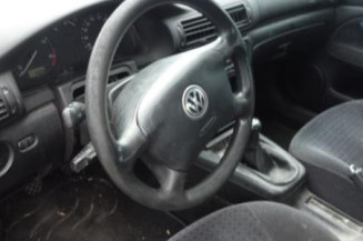 Malle/Hayon arriere VOLKSWAGEN PASSAT 4
