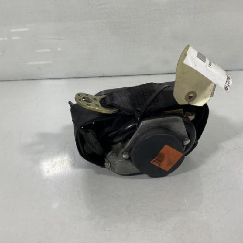 Pretensionneur de ceinture avant gauche VOLKSWAGEN PASSAT 4 Photo n°3