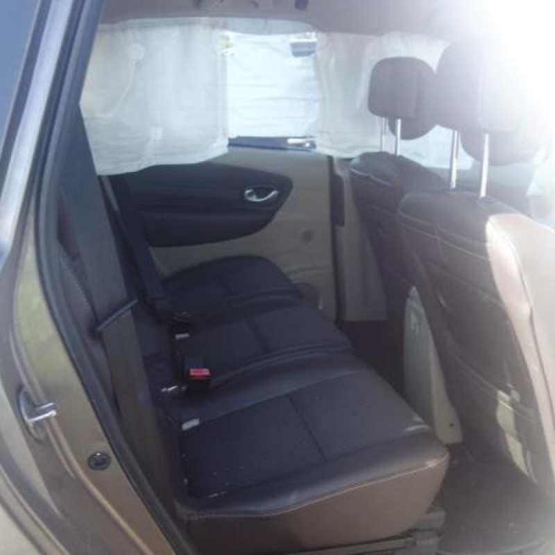 Pretensionneur de ceinture arriere gauche RENAULT GRAND SCENIC 3 Photo n°9
