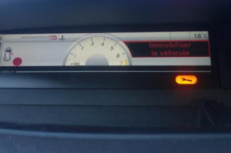 Pretensionneur de ceinture arriere gauche RENAULT GRAND SCENIC 3