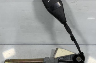 Pretensionneur de ceinture avant gauche RENAULT VEL SATIS