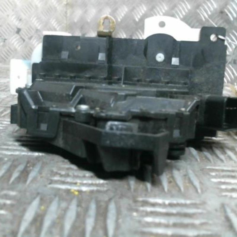 Serrure arriere gauche FORD MONDEO 2 Photo n°2