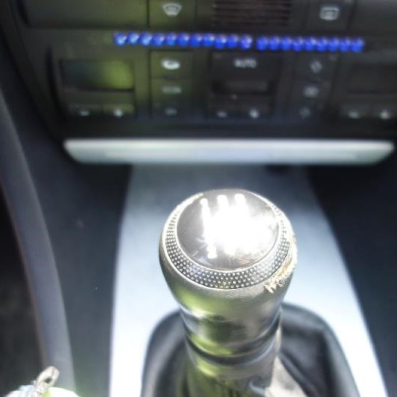 Trappe d'essence AUDI A6 2 Photo n°9