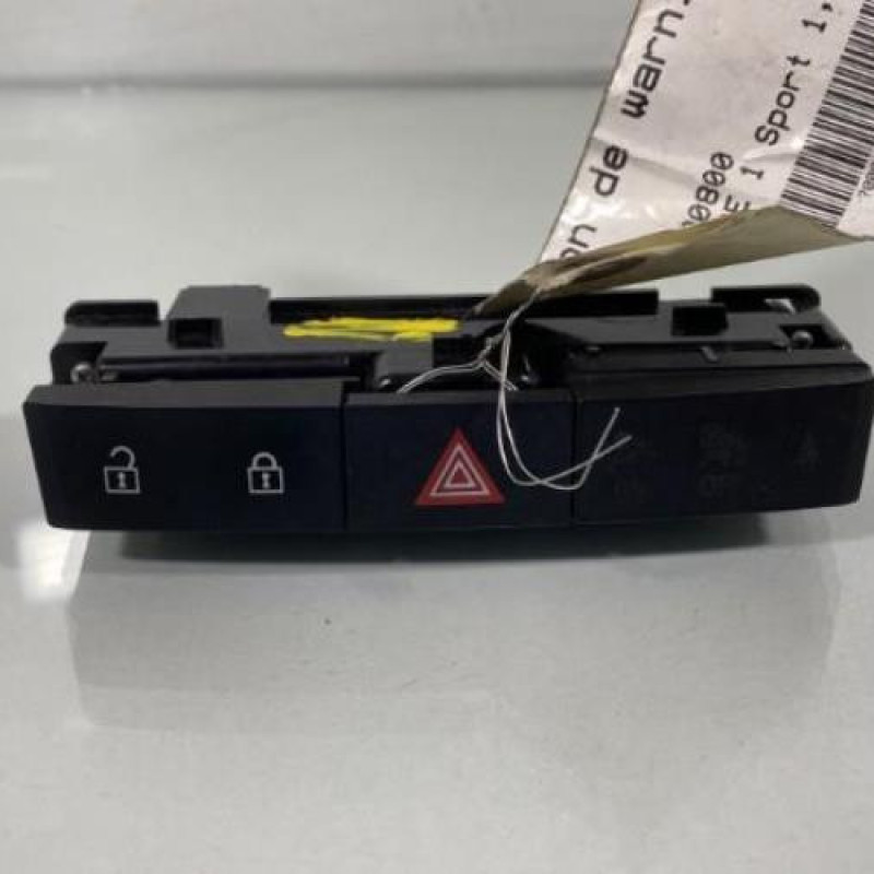 Bouton de warning OPEL ASTRA J Photo n°1