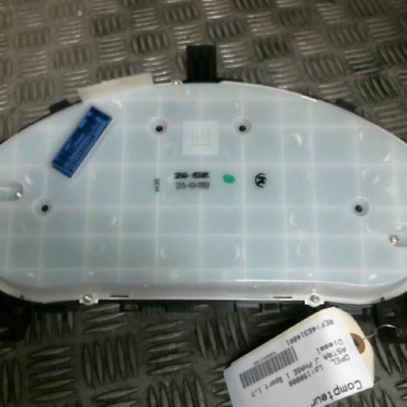 Compteur OPEL ASTRA J Photo n°3