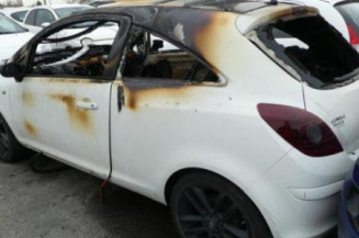 Cremaillere assistee OPEL CORSA D