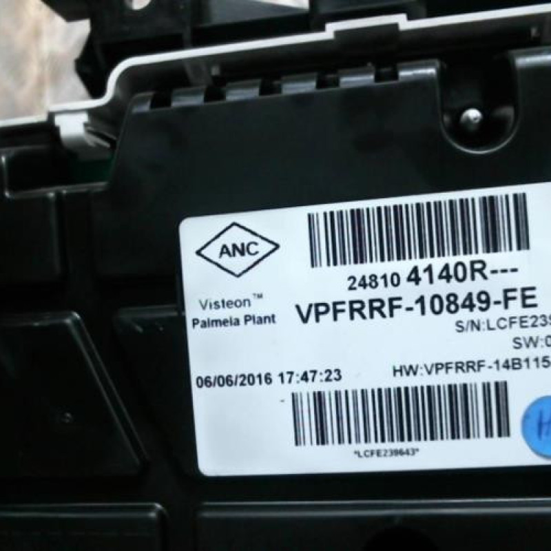 Compteur RENAULT CLIO 4 Photo n°3