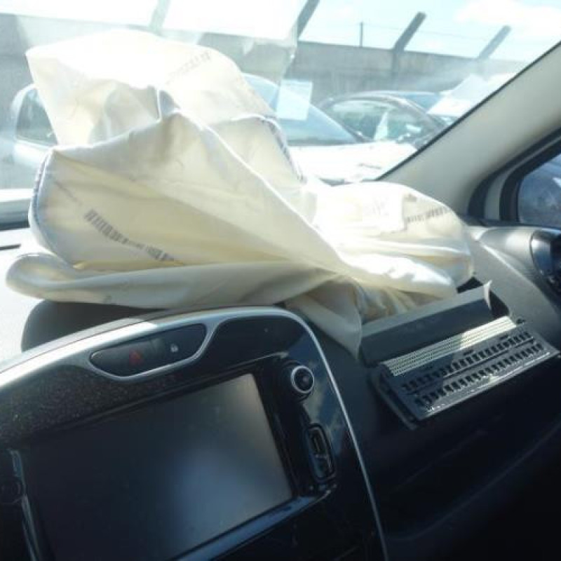 Moto ventilateur radiateur RENAULT CLIO 4 Photo n°13